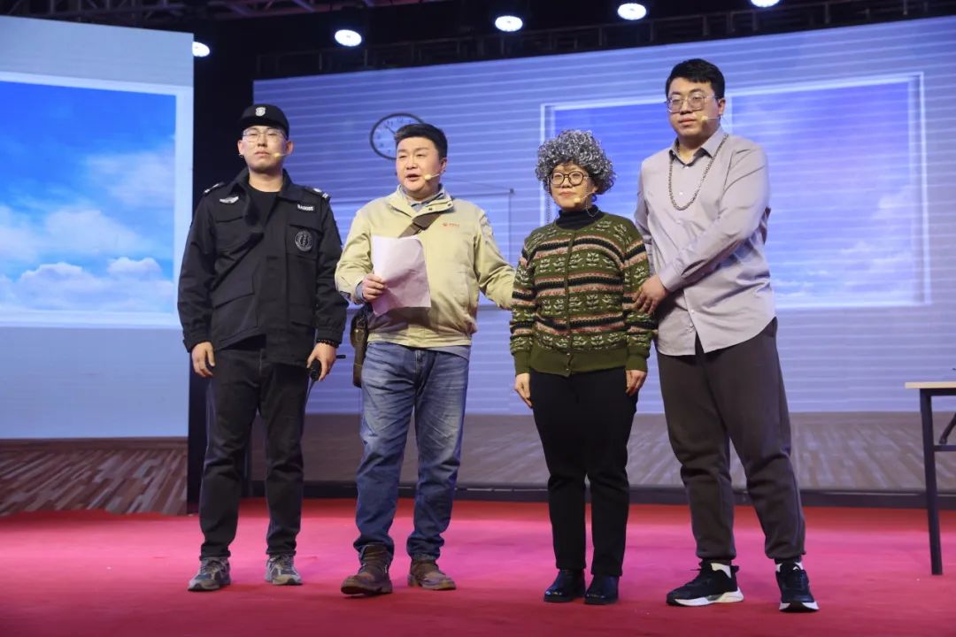 640 (2).jpg 640 (2).jpg