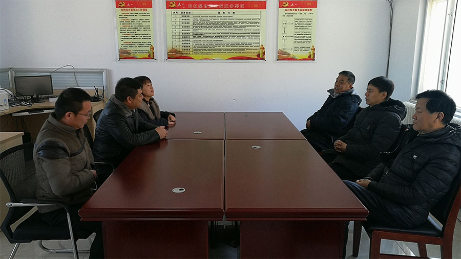 歲寒情深暖人心，建投能源黨委書記、董事長(zhǎng)王雙海一行到窯子溝村慰問貧困戶